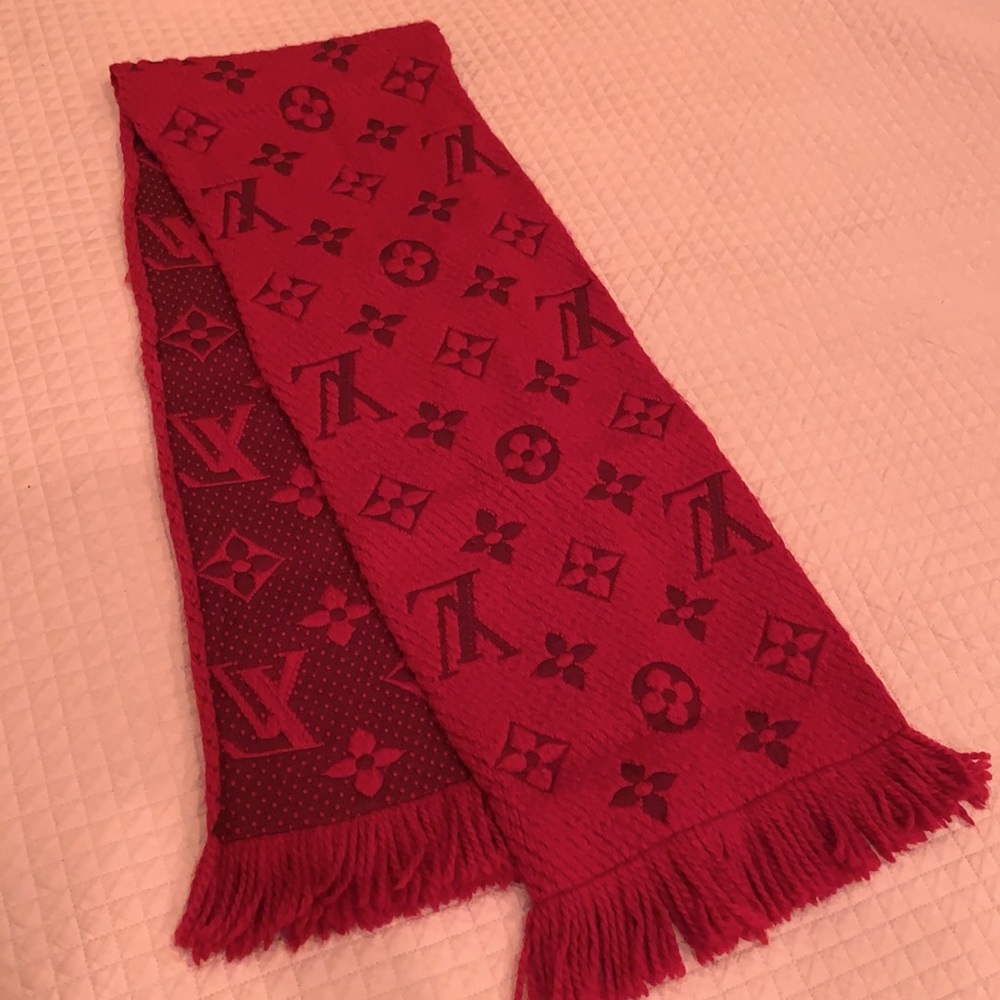 Louis Vuitton Logomania Knit Red Scarf